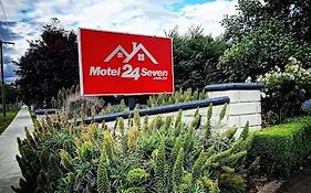Motel24Seven And Apartments